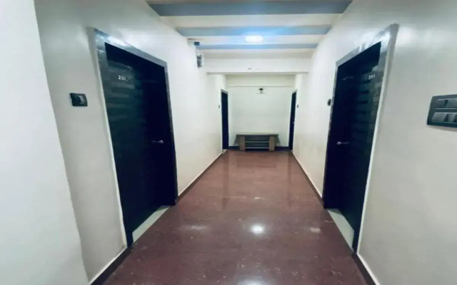 Capital O 80450 Hotel Shubham Residency