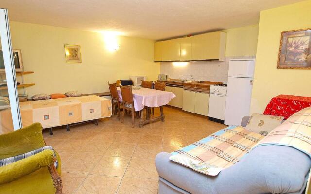 Apartments Milica 56