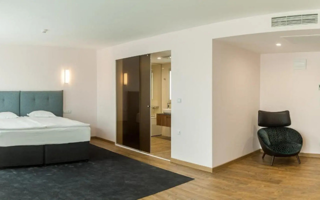 Amiral Hotel
