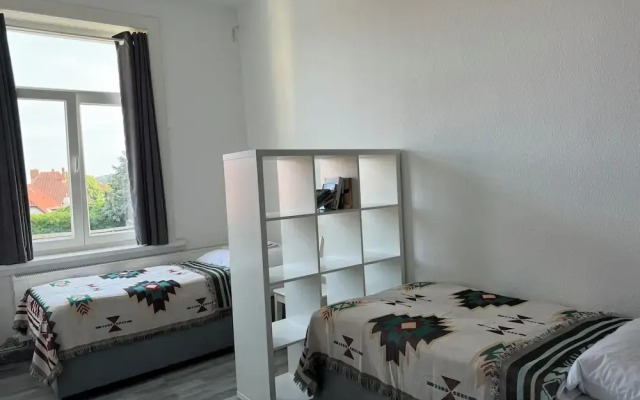 4 room new apartment center contactless