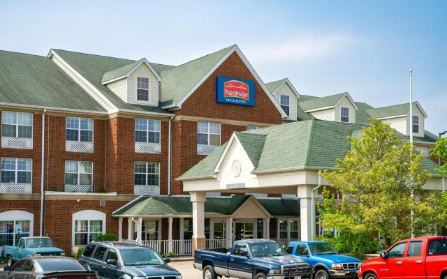BlissPoint Inn & Suites
