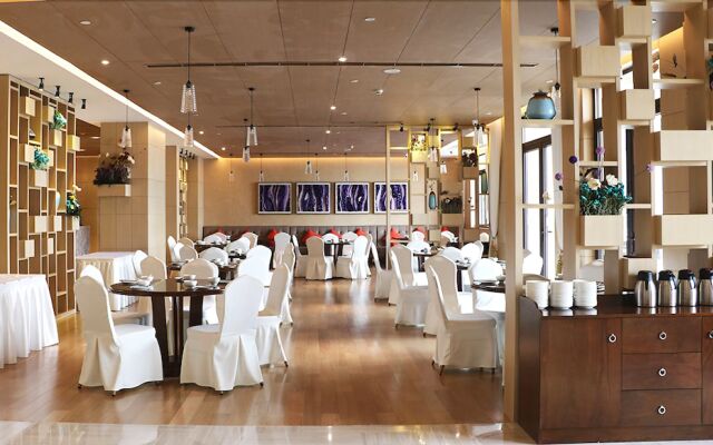 Yin Run Town Hotel