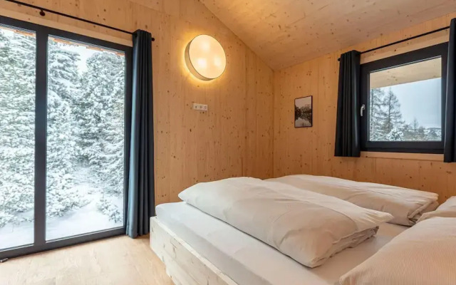 Natural Chalet With Whirlpool