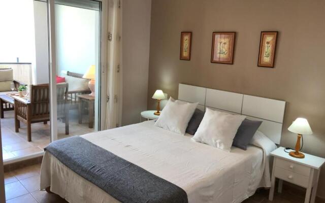 Apartamento VenAVera Playa de Baria 2 K-1D Primera Línea Gran Terraza y WIFI