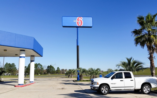 Motel 6 Opelousas, LA