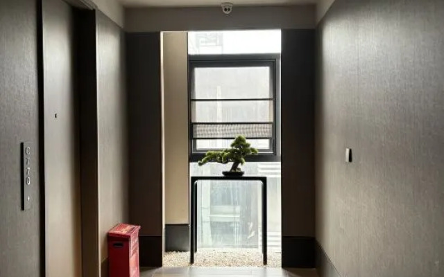 Jingu Boyu Hotel Apartment (Longjing Metro Station)