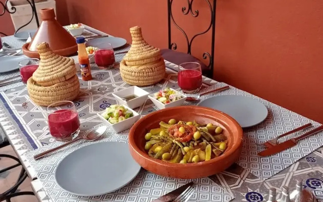 Riad étoile ocre