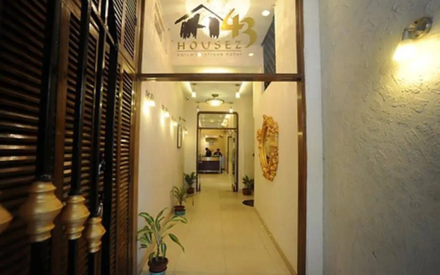Housez 43