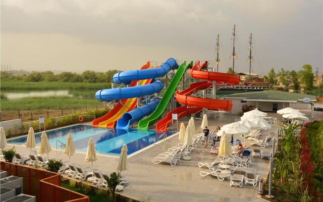 Water Side Resort & Spa