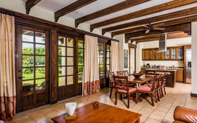 Luxury Vacation Rentals At Hacienda Pinilla
