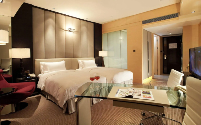 Hilton Shanghai City Center