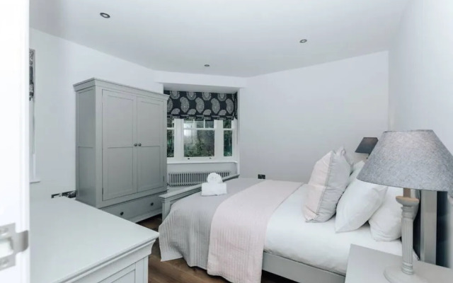 Woodvale Retreat - Sleeps 10