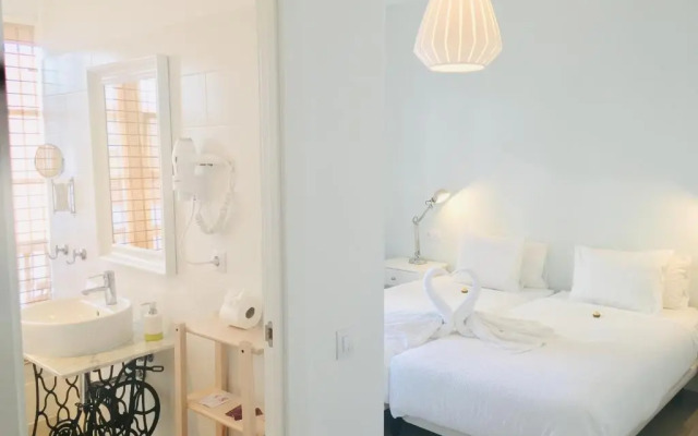 El Hotelito 27
