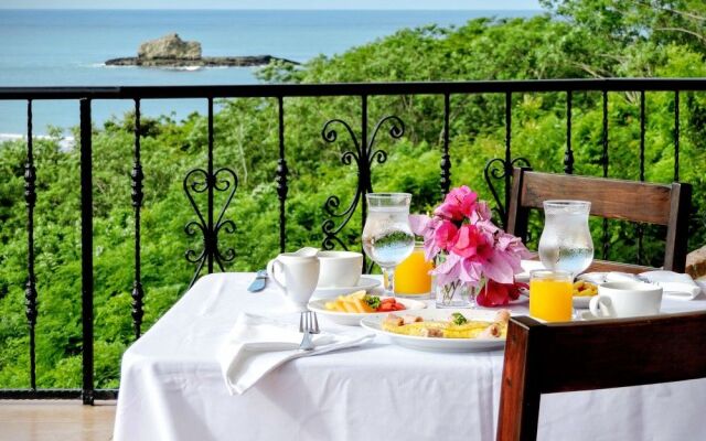 Casa Bahia Hotel