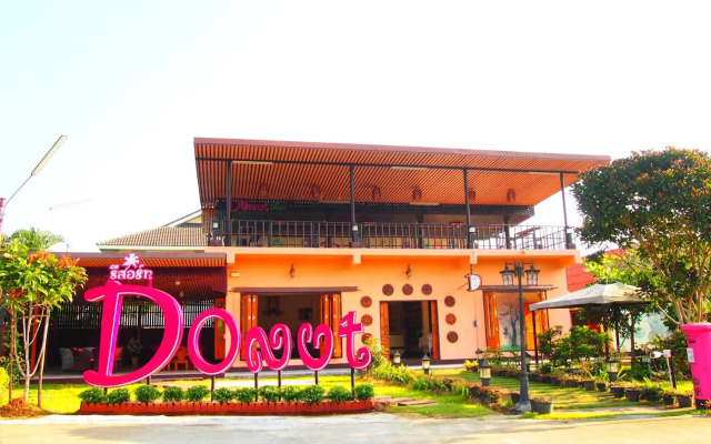 Donut Resort