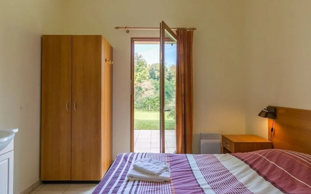 Village De Montmarsis