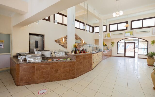 Royal Star Empire Beach Resort