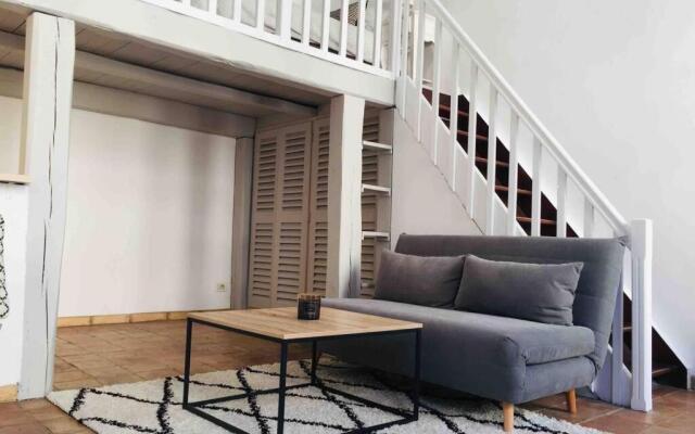 Duplex Rue Montaigne, 200m Palais des festivals