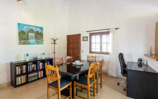 Seaside Retreat for Families and Pets