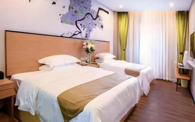 Vatica Hangzhou Xiasha Media College Hotel