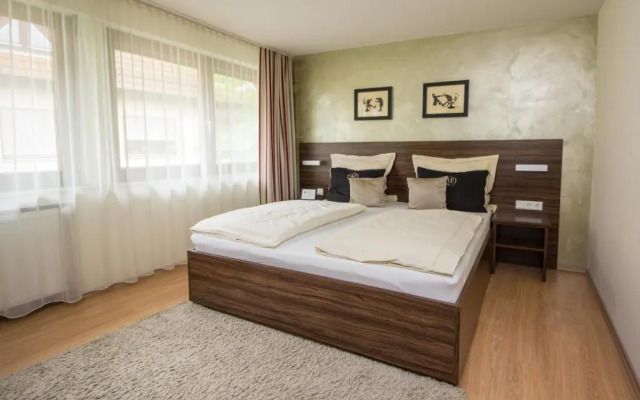 Landhotel Wolfschlugen