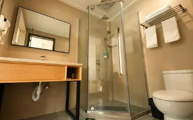Shanghai Xinnan Hotel