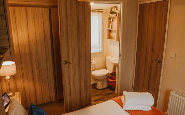 Cosy Caravan Craig Tara