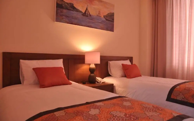 Dermaga Keluarga Hotel