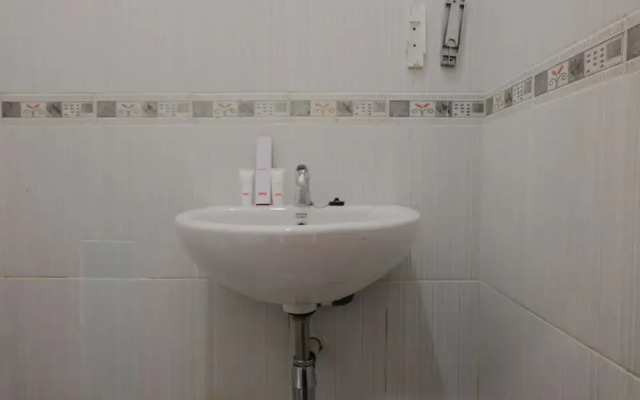 Ndalem Katong Guest House by OYO Rooms