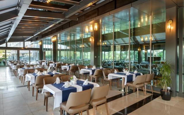 Miracle Istanbul Asia Airport Hotel & Spa