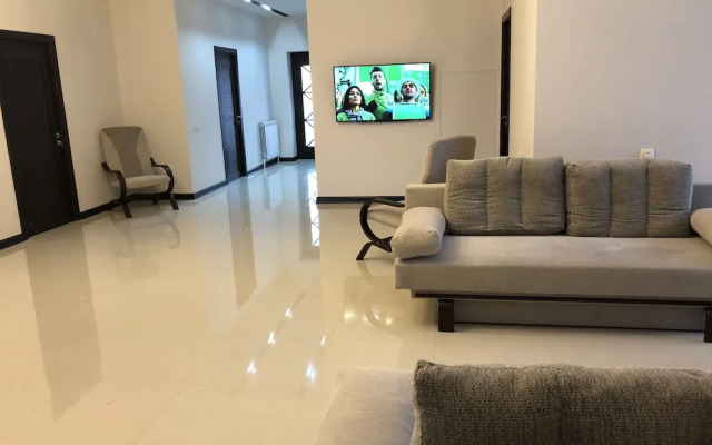 Villa in Nork