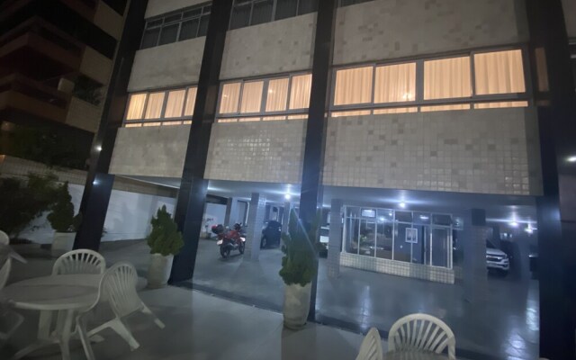 Apt 3 Quartos Frente Praia Pajucara