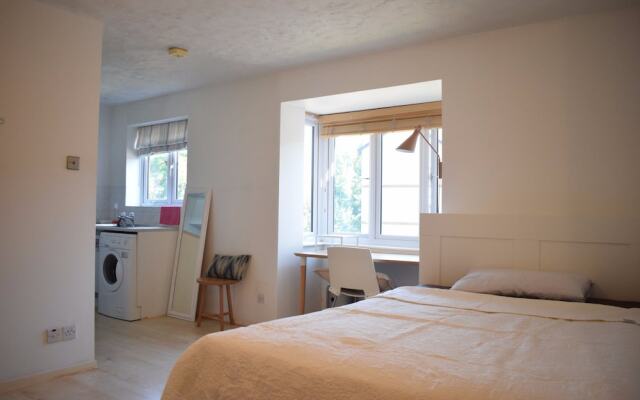 Modern Studio Apartment in South Bermondsey