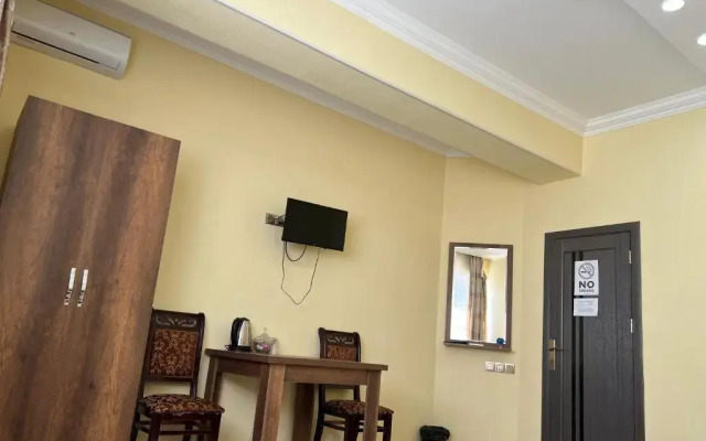 Rahat Hostel