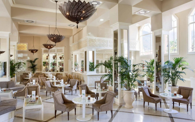 Hotel Riu Garoé
