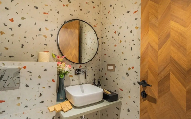 ELIVAAS Kamerios Verano 1 BHK with Pool
