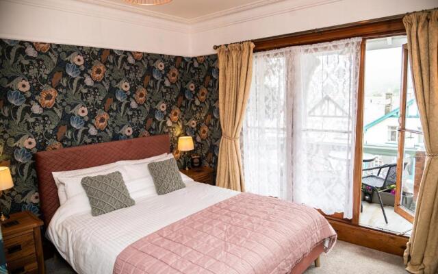 Southcliffe Bed & Breakfast