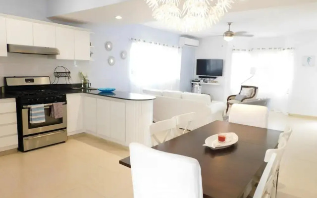 Villa Caracol Beach House on Playa Bavaro Punta