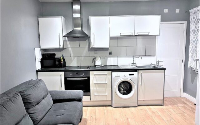 Remarkable 1-bed Apartment in High Wycombe