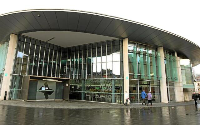 The Broch, 1st Floor, Luxurious City Centre Apartment