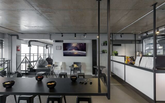 Capsule Hotel Constellation 89