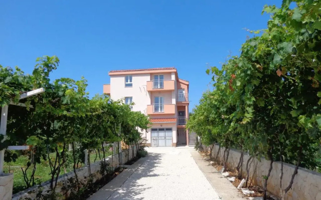 Villa Palas Apartments