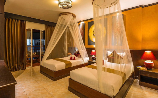 Tanawan Phuket Hotel