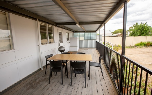 Smith Street Cottage Naracoorte – Balcony – Naracoorte