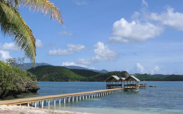 Coral Cove Cottages and Apartments