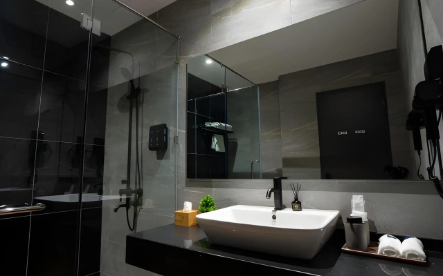 Blu Sentral Hotel