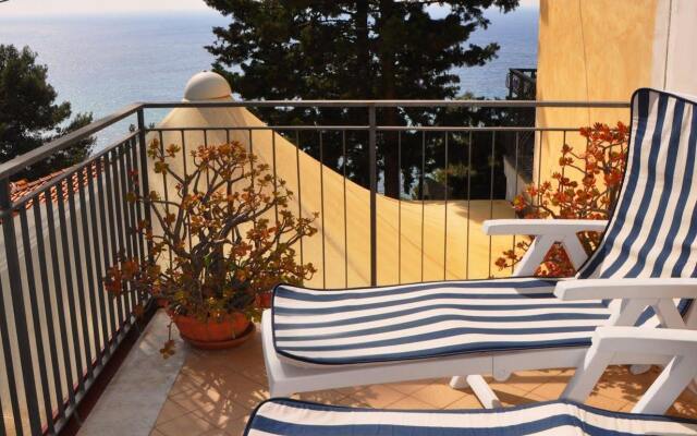 Villa Laura Apartment Sea View
