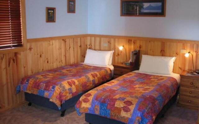 Derwent Bridge Chalets & Studios