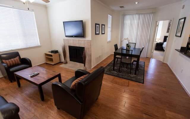 Kierland Villa 3 Bedroom by Casago