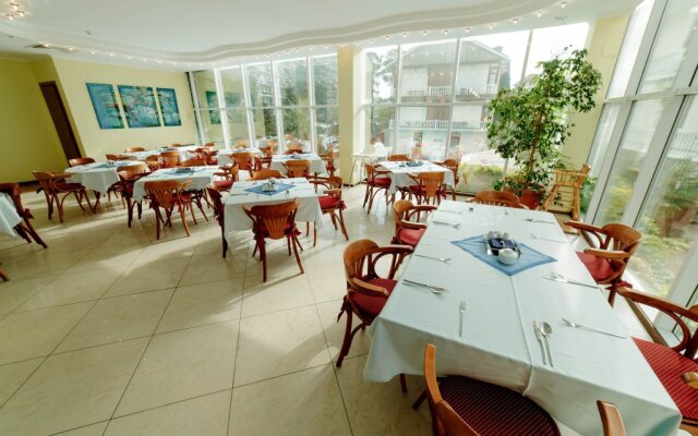 Prometey Club Hotel